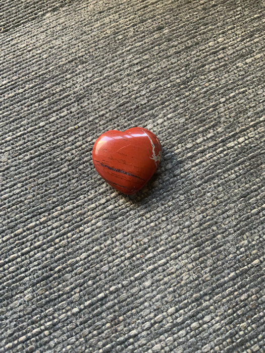 Natural Red Jasper Heart 2x2cm